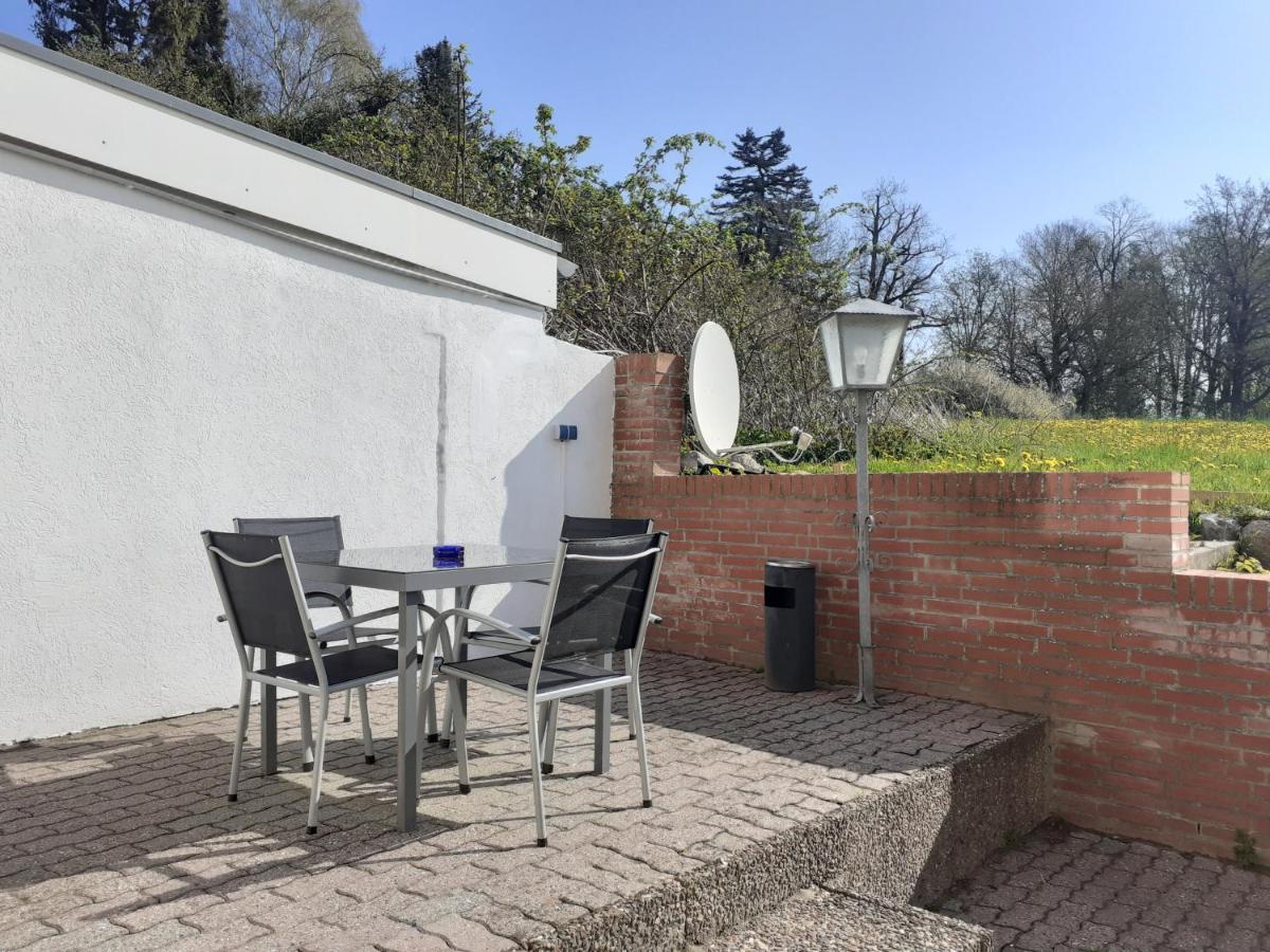 Erdgeschoss-Appartement Mit Seeterasse Ahrensbok Exterior photo